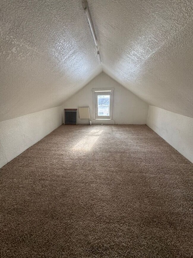 Foto del edificio - 619 3rd St