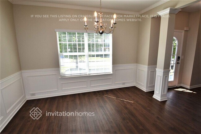 Foto del edificio - 431 Orchid Ln