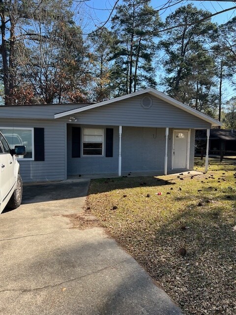 Building Photo - 120 Hilbert Dr