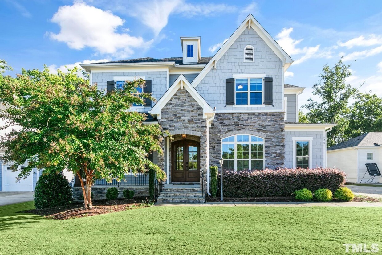 Foto principal - 525 Ancient Oaks Dr