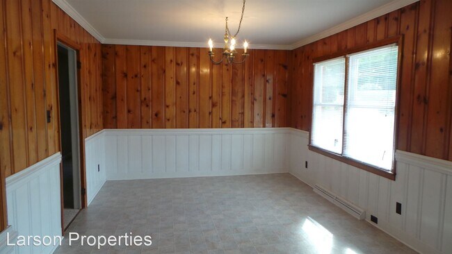 Building Photo - 3 br, 2 bath House - 818 Springwood Ave