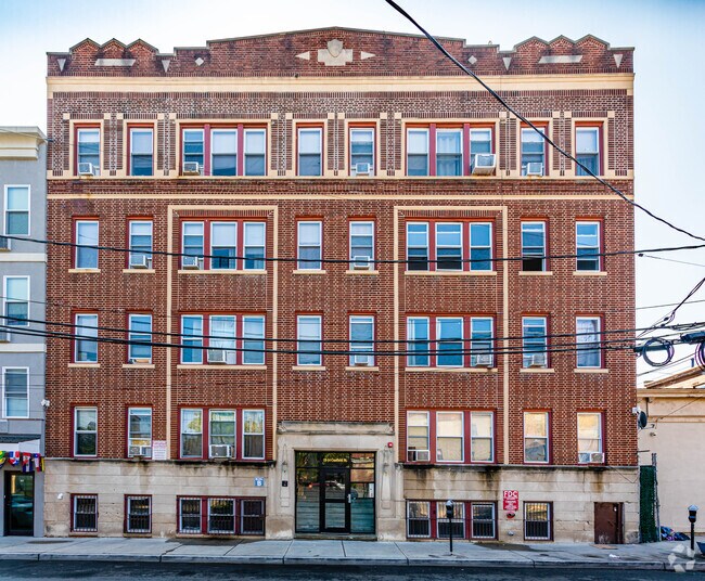 Foto del edificio - 12-20 Canfield St