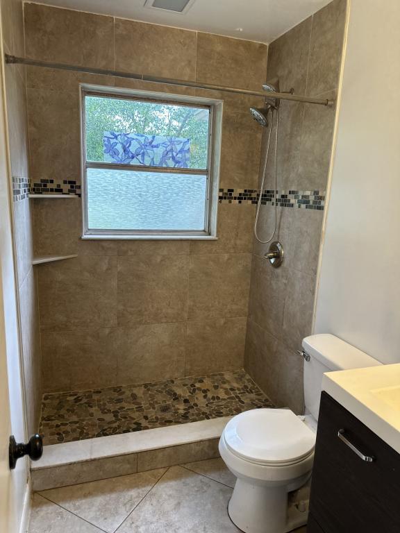 Foto del edificio - 1315 NE 53rd St