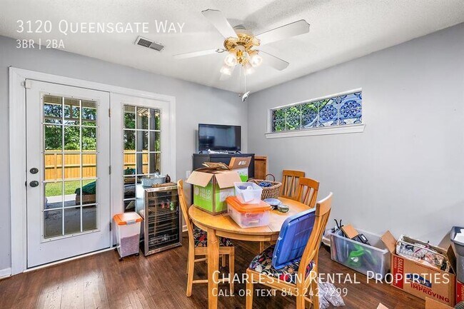 Building Photo - 3120 Queensgate Way