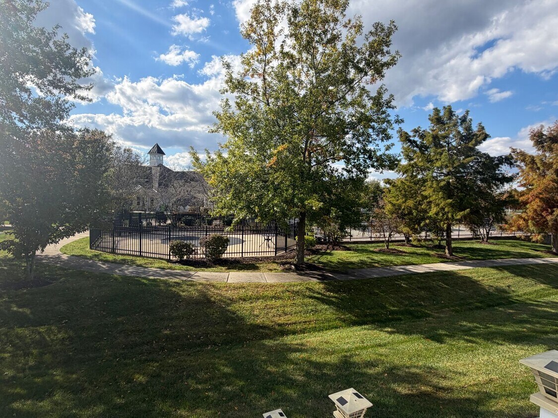 Foto del edificio - Lovely home in Nassau Grove with finished basement!