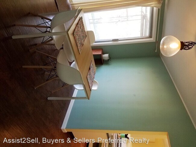 Building Photo - 3 br, 2 bath House - 407 Oregon
