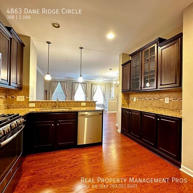 Foto del edificio - 4863 Dane Ridge Cir