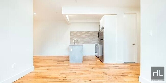 Building Photo - 1539 Park Place unit #4BB