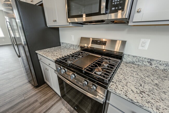 Foto del edificio - 8757 Whitman Dr