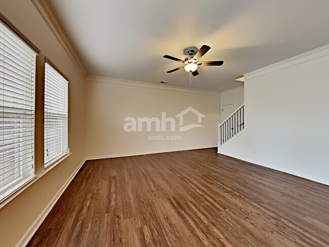 Foto del edificio - 3145 Yachet Ct SW