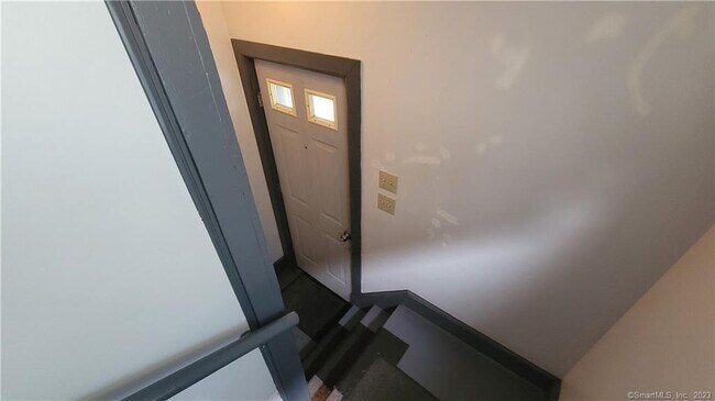 Foto del edificio - 532 Carroll Ave