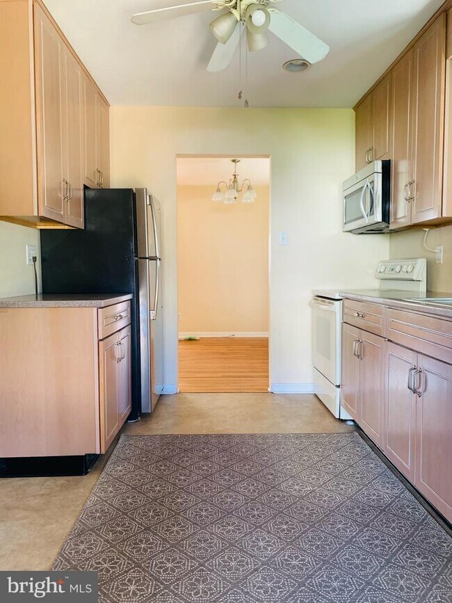 Foto del edificio - 431 Beverly Rd