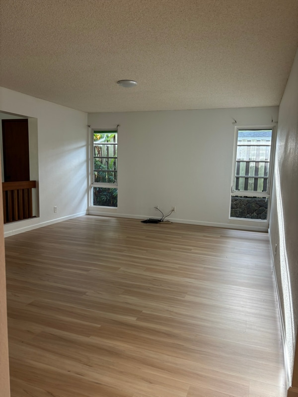 Building Photo - 95-995-995 Makaunulau St