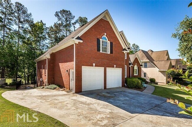 Building Photo - 5874 Brookstone Walk NW