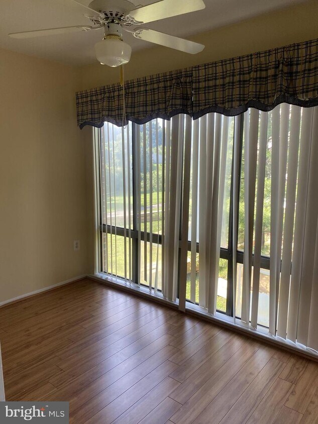 Foto principal - 8111 Needwood Rd