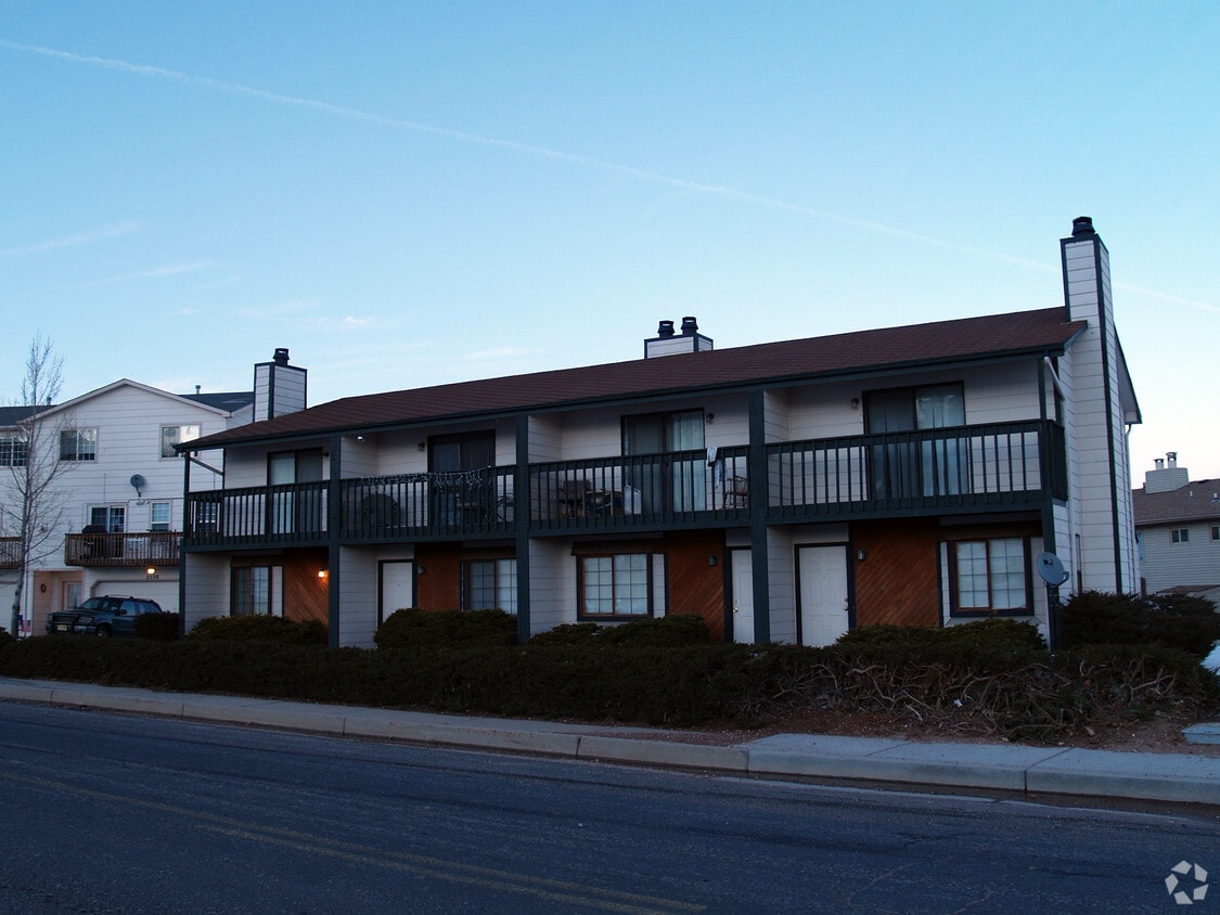 24352441 Split Rock Dr, Colorado Springs, CO 80919 Apartments in