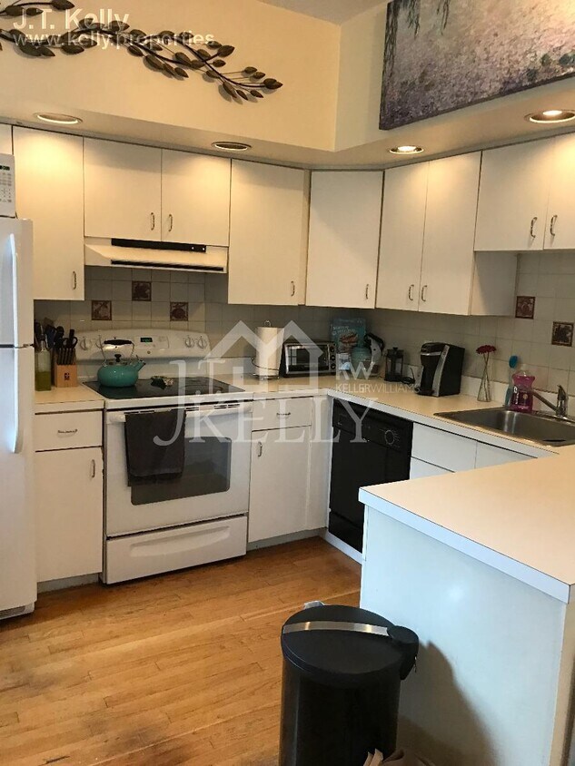 8 Vinton St Unit 2, Boston, MA 02127 Apartments in Boston, MA