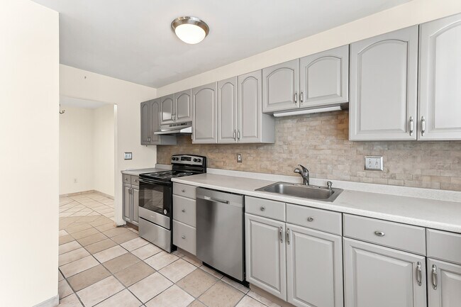 Foto del edificio - 529 W Marshall St