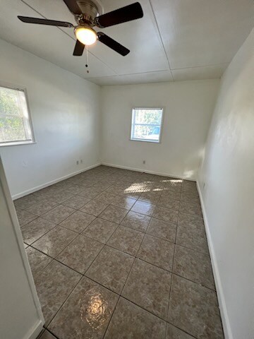 Building Photo - 126 3rd Jpv St