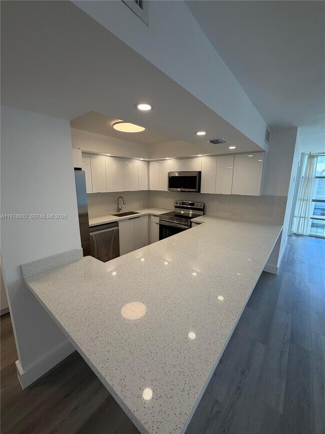 Building Photo - 851 Three Islands Boulevard