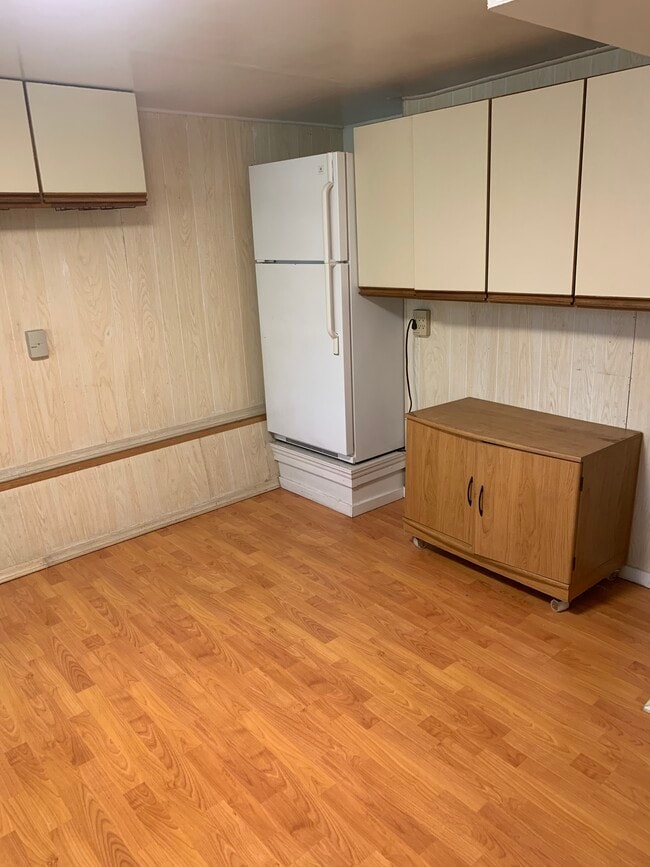 Kitchen - 238 Geneva Ave