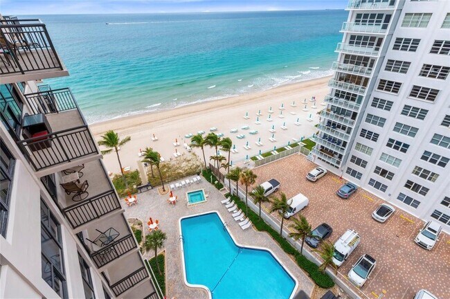 Building Photo - 3800 Galt Ocean Dr