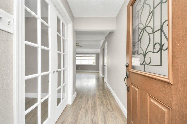 Building Photo - 13003 Foxburo Dr