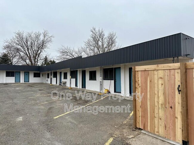 Building Photo - 1101 9th St