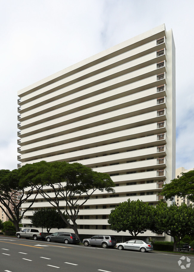 Foto del edificio - Greenwood Condominium