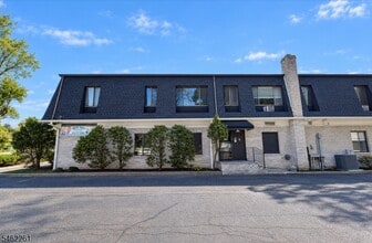 Building Photo - 727 Joralemon St