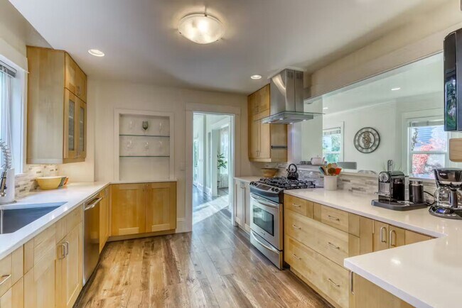 Foto del edificio - 2bd/1.75ba Seattle Home