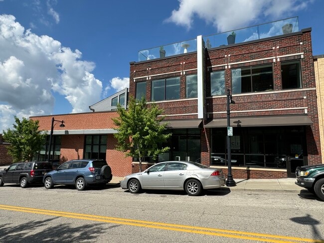 Building Photo - 1710 Wyandotte St
