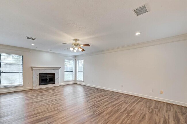Foto del edificio - 13507 Heron Field Ct
