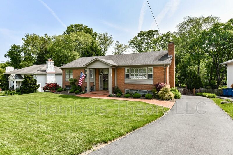 1443 Cola Dr, McLean, VA 22101 House Rental in McLean, VA