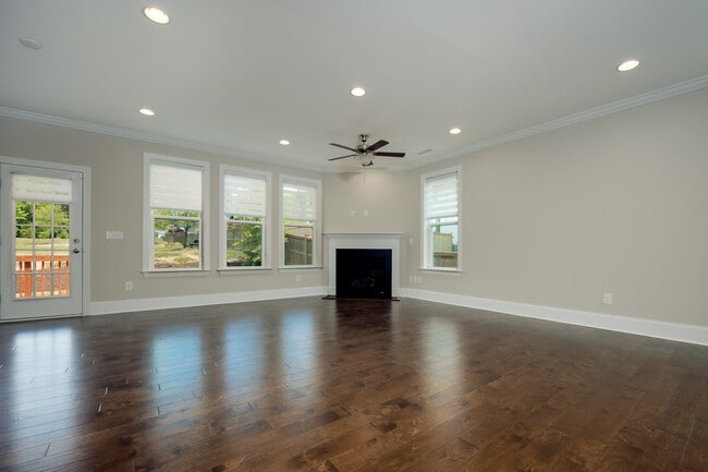 Building Photo - 1017 Blackpool Ct