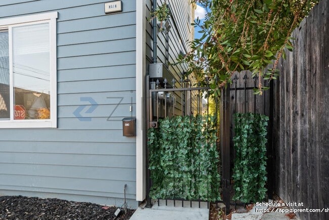 Foto del edificio - 3216 California St