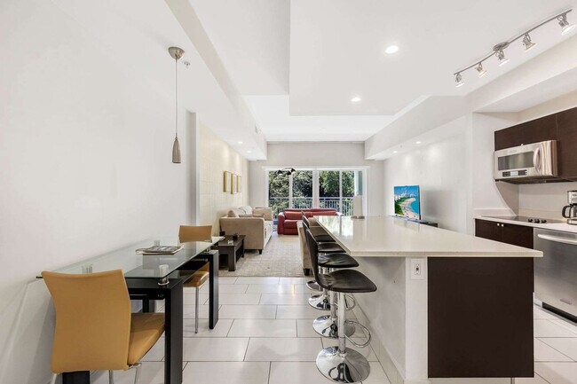 Foto del edificio - 5300 NW 87th Ave