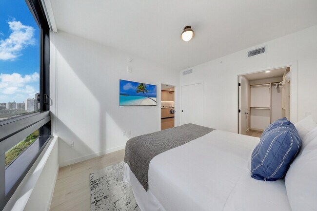 Foto del edificio - 225 N Miami Ave