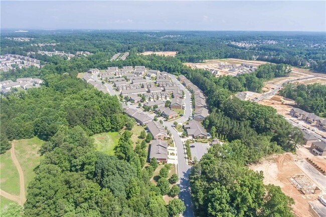 Foto del edificio - 3232 Brockenhurst Dr