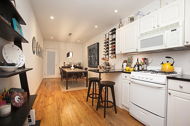 Building Photo - 259 West 19th Street