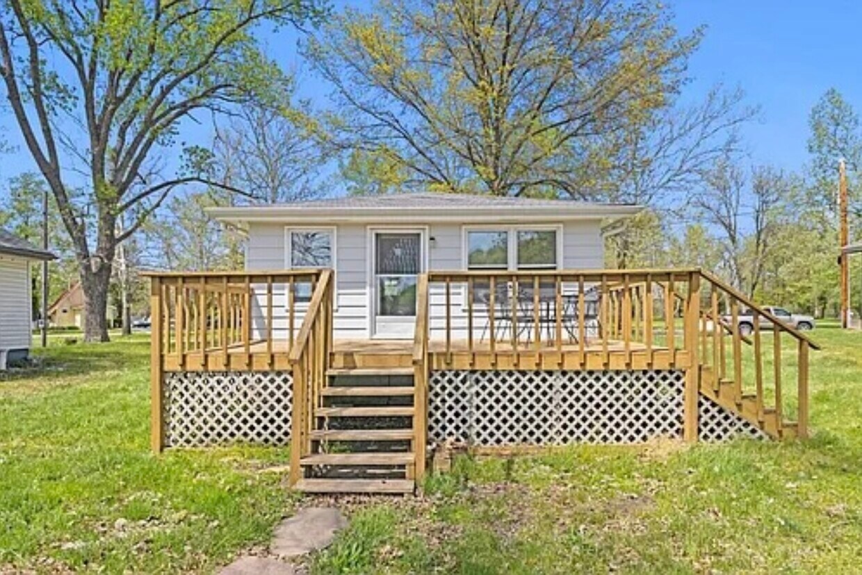 Foto principal - 8007 E 256th St