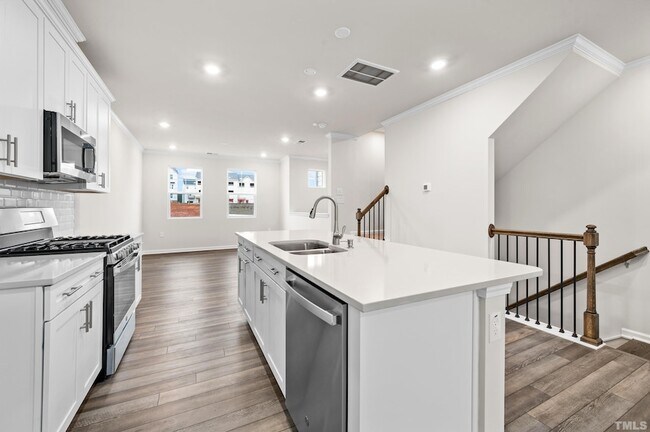 Foto del edificio - 414 Odham Ln