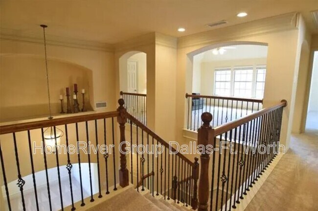 Building Photo - 705 Wills Point Dr