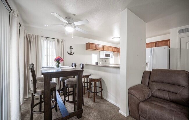 Foto del edificio - 2110 Sealion Dr