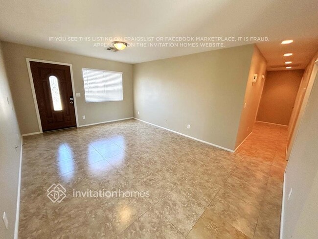 Building Photo - 6850 W Sierra St