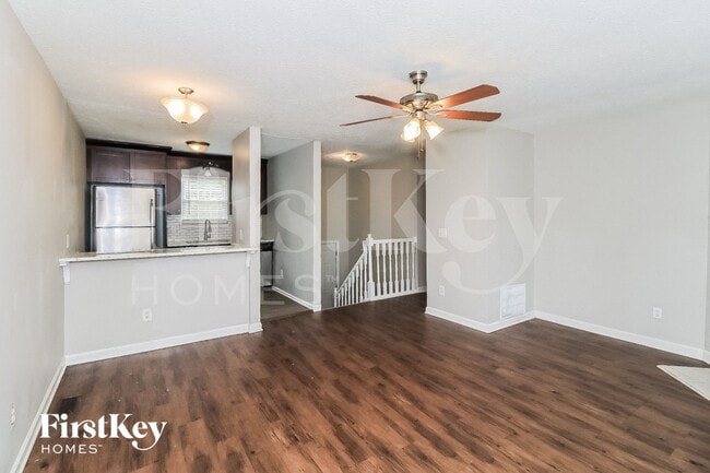 Building Photo - 10635 Plantation Bridge Dr