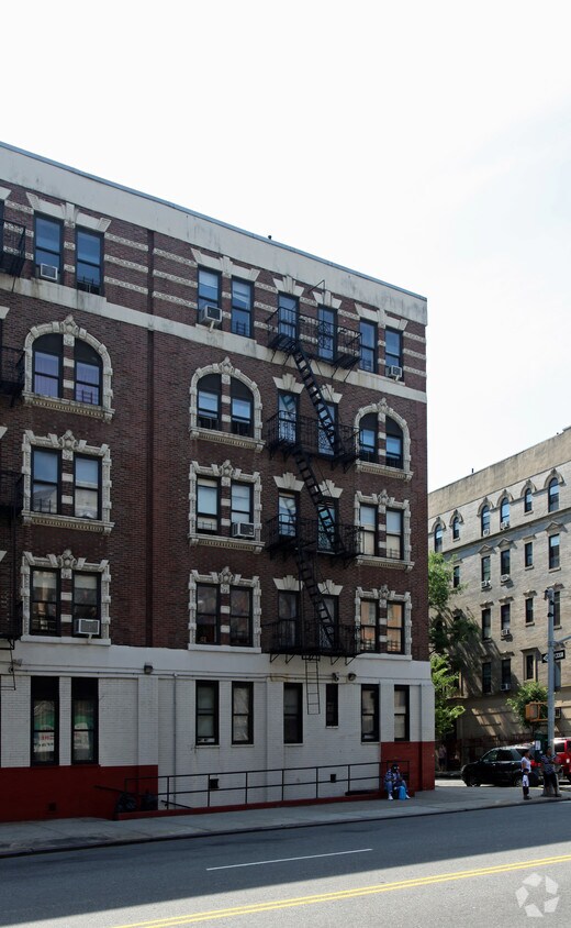 2101-2105 Amsterdam Avenue - 2101-2105 Amsterdam Ave