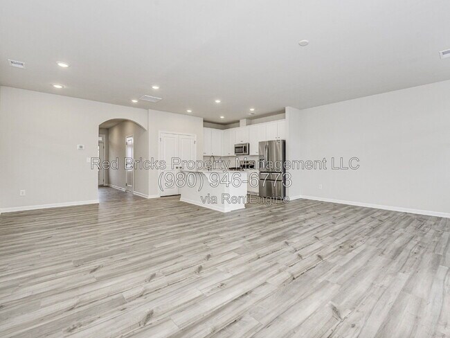 Foto del edificio - 12617 Wandering Brook Dr