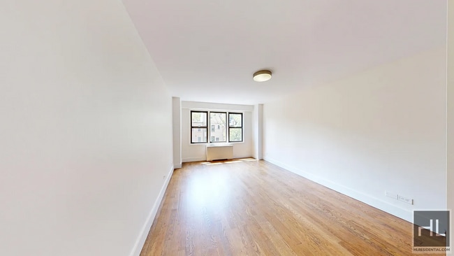 Building Photo - EAST 63 STREET
