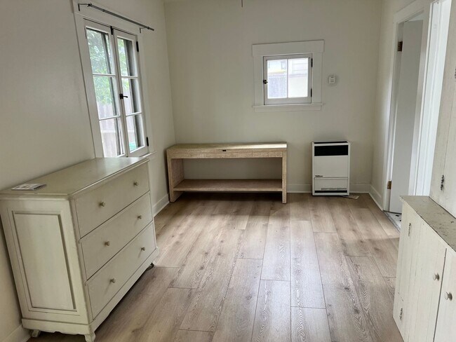 Foto del edificio - Downtown One Bedroom